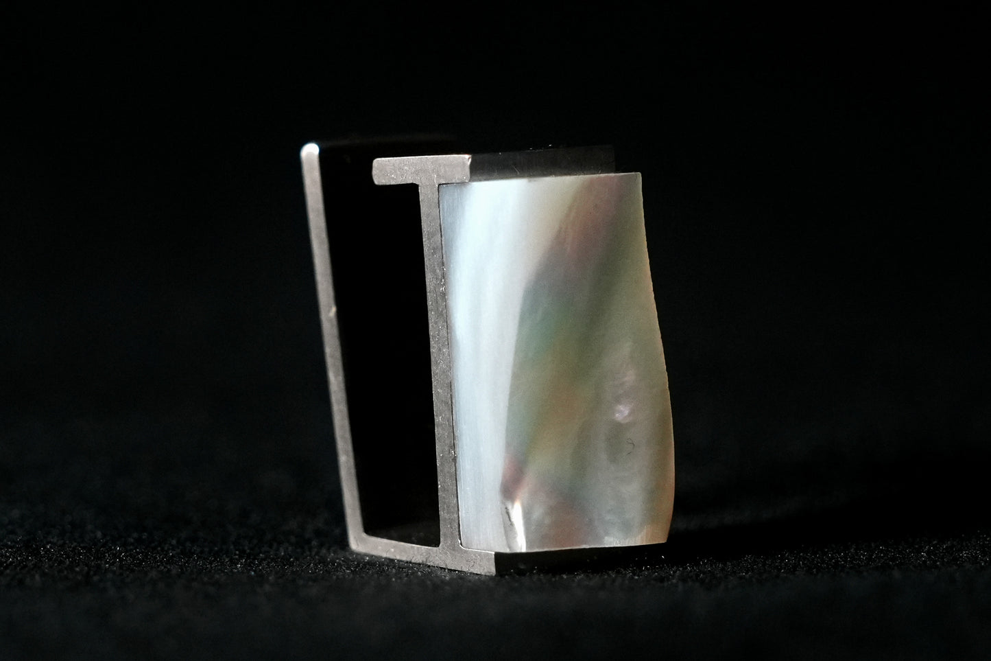 Ear cuff