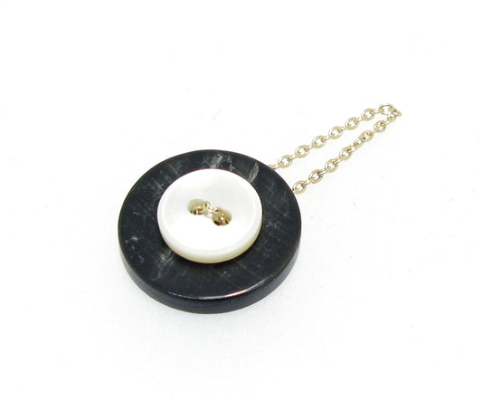 Button_ring_no1